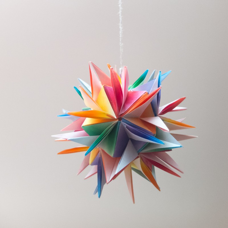 Alina kusudama, before opening the petals.