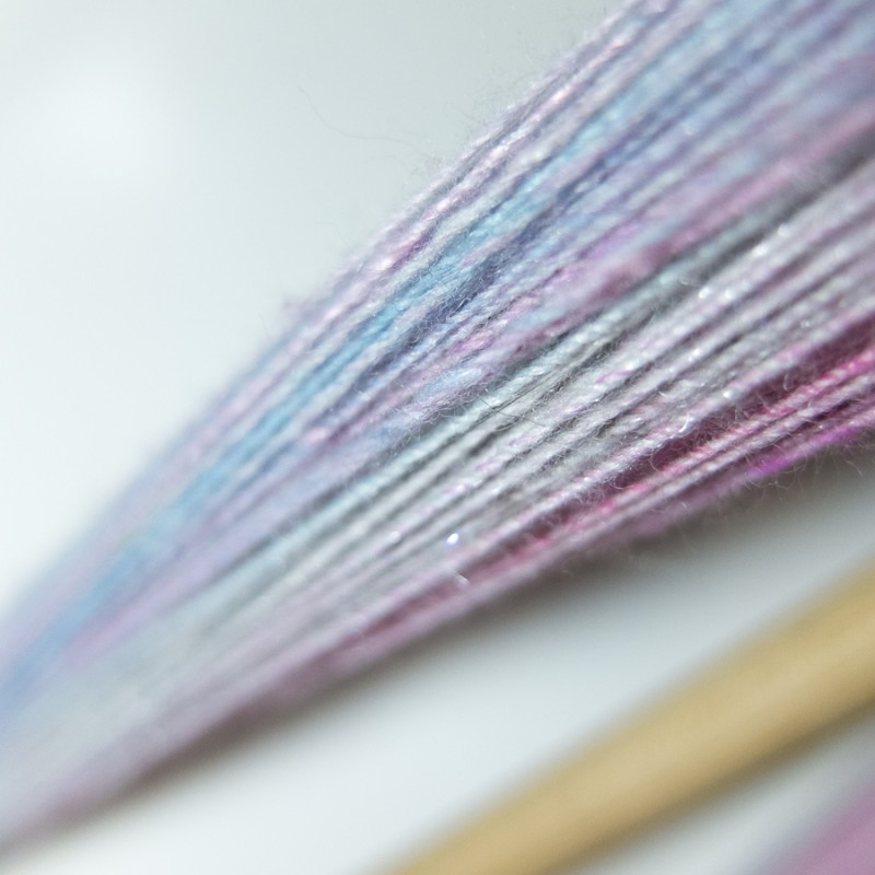 Close up of the yarn