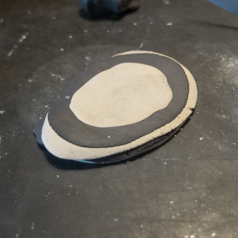 Five very thin layers of clay